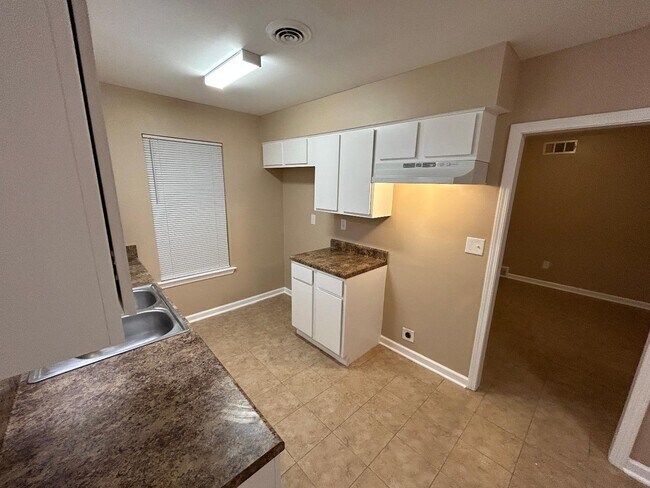 Building Photo - 3741 Rainford Dr