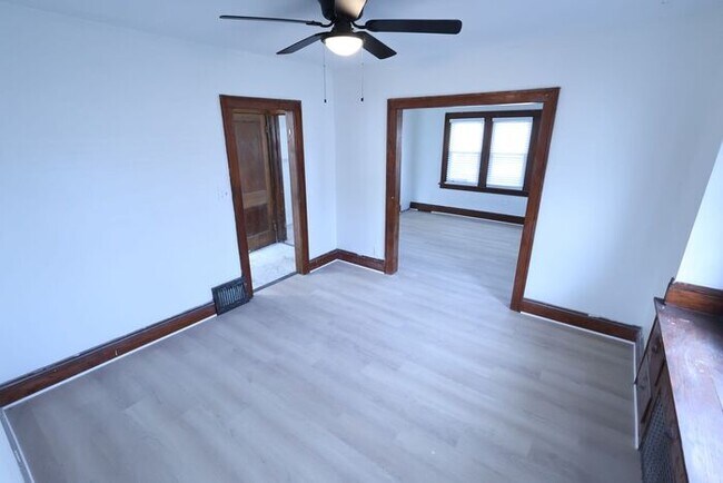 Building Photo - 450 Stanton Ave