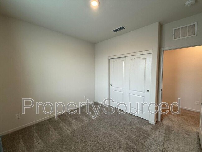 Building Photo - 15535 Ortega St