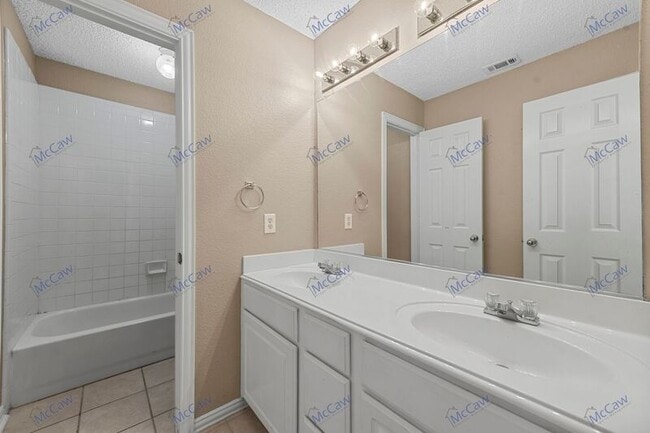 Building Photo - 1201 Rustic Timbers Ln