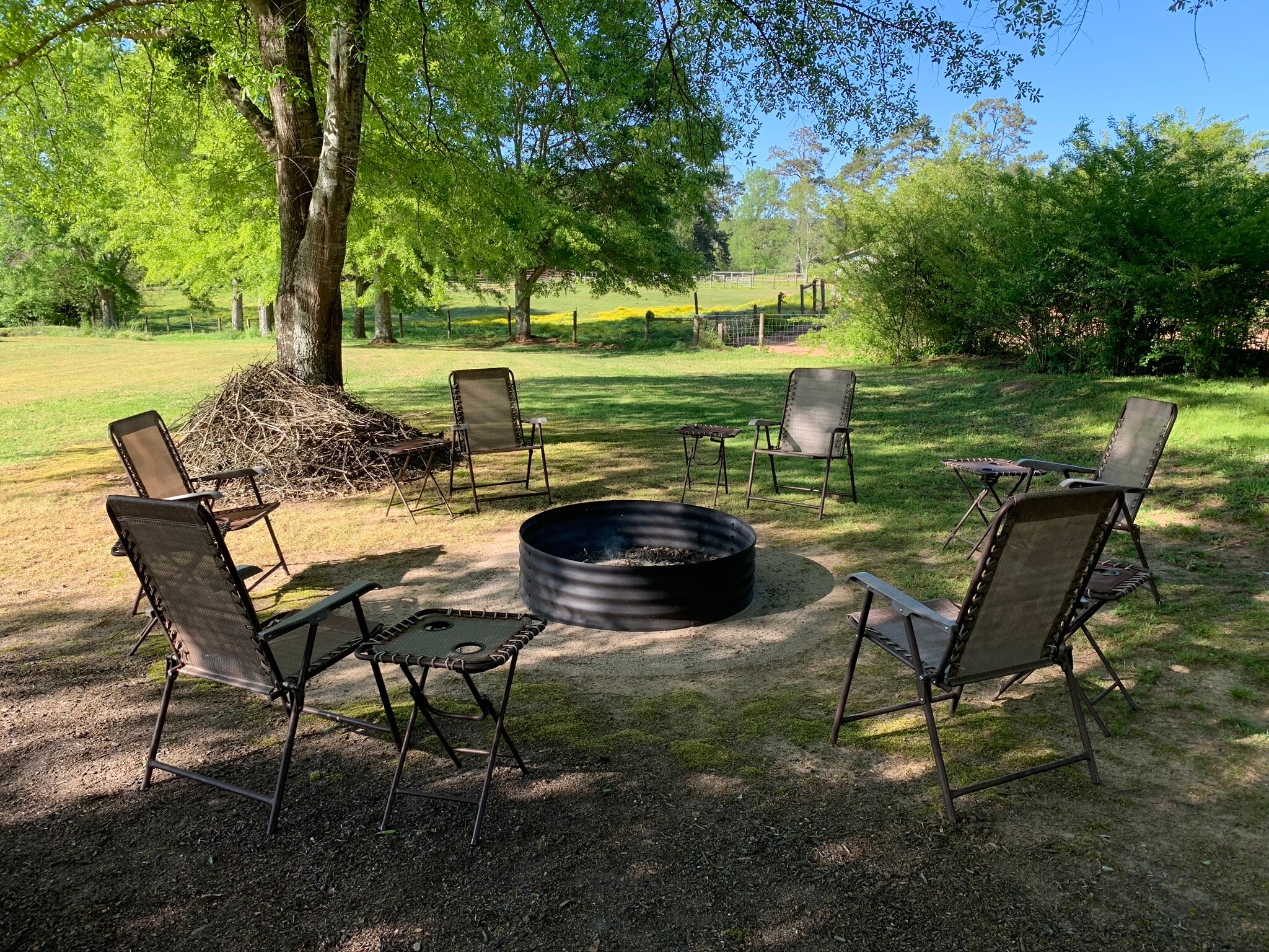 Building Photo - 1866 Whitley Rd