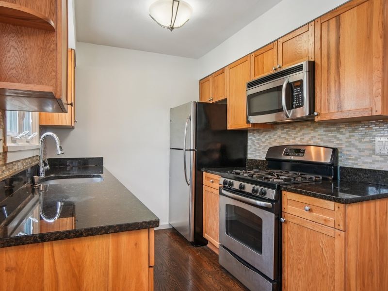 Stainless steel - 39 Harrison Ave