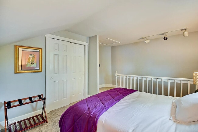 Building Photo - 1213 N Arsenal Ave