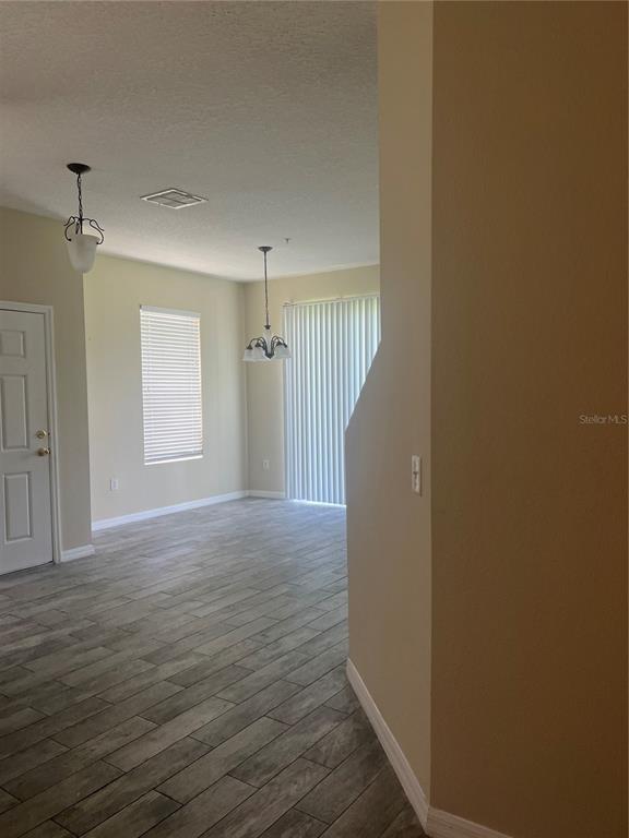 Building Photo - 1519 Broken Oak Dr