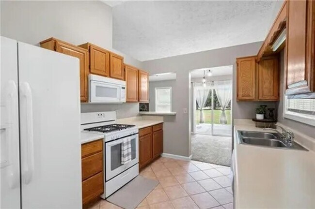 Building Photo - Charming 3BR House in Woodstock