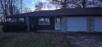 Building Photo - 7801 N Tanglewood Ln
