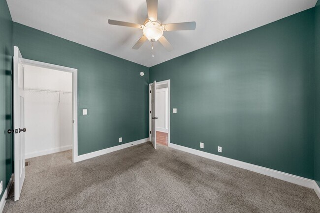 Building Photo - Elegant 4-Bedroom Home with Vaulted Ceilin...