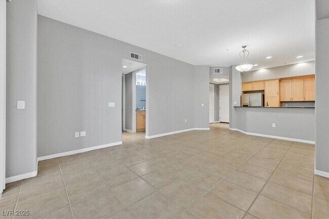 Building Photo - 56 E Serene Ave