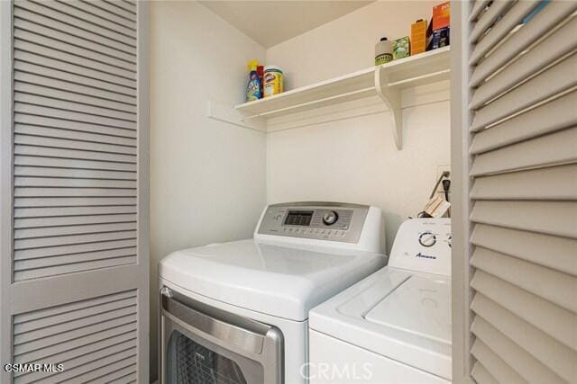 Building Photo - 21040 Parthenia St