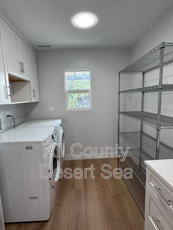 Building Photo - 6922 Paula Cir
