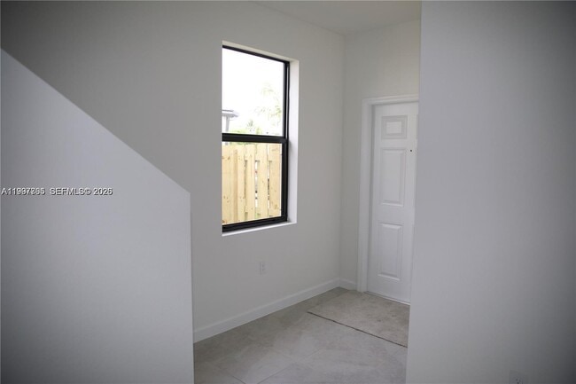 Building Photo - 5001 Peacock Wy