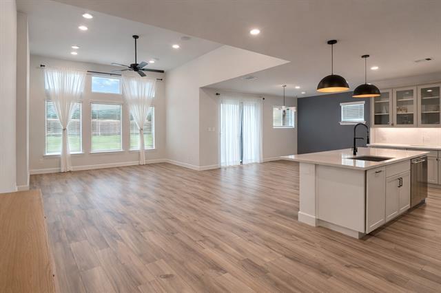 Building Photo - 2912 Beau Daniel Dr