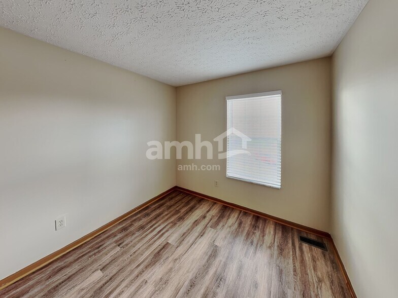 Building Photo - 6380 Kelsey Ct