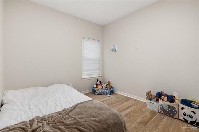 Building Photo - 15 N 33rd St