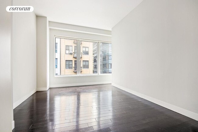 Building Photo - 111 Fulton St