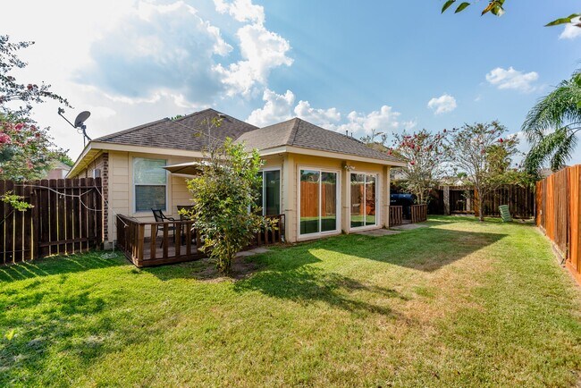 Building Photo - 24718 Cobble Canyon Ln