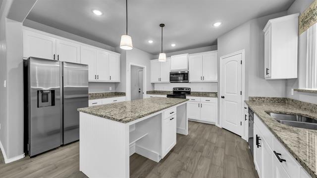 Building Photo - 2211 Cactus Alley