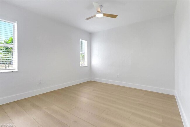 Building Photo - 4525 Fluvia Ave