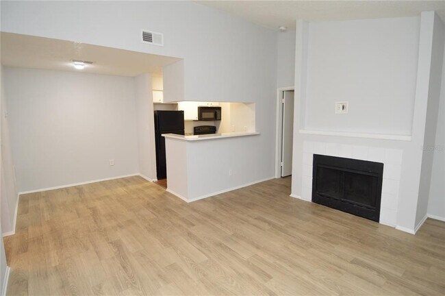 Building Photo - 8645 Fancy Finch Dr