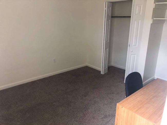 Building Photo - 1673 Northfield Rd