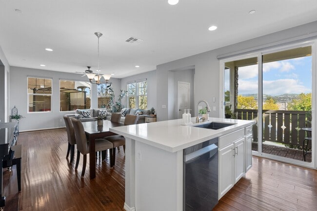 Building Photo - 28955 Buena Vista Ct