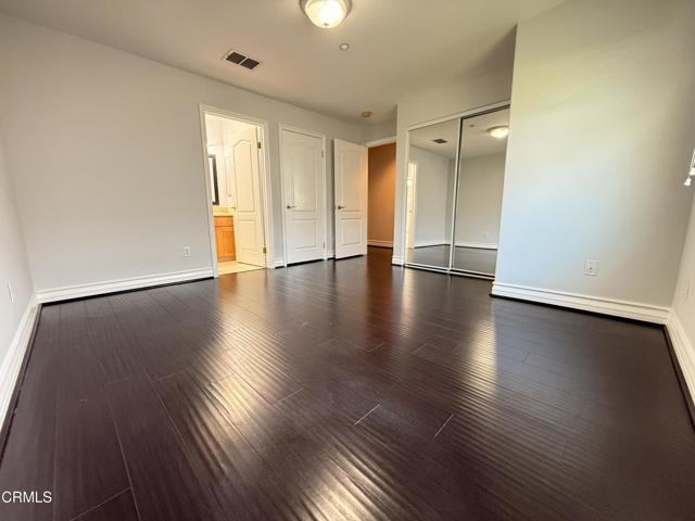 Building Photo - 96 N Craig Ave