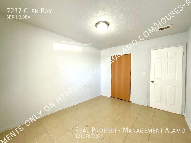 Building Photo - 7237 Glen Bay Dr