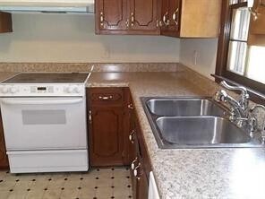 Building Photo - Dorsett6863