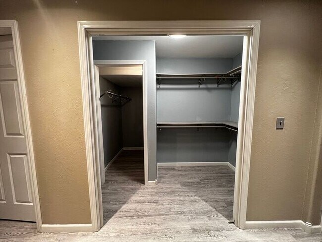 Building Photo - $1,850 | 3 Bedroom, 3 Bathroom Town Home | No Pets | Available for August 1st, 2026 Move In!