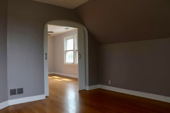 Building Photo - 5938 W 64th St