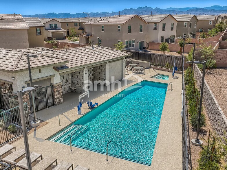 Building Photo - 4713 Tire Swing St