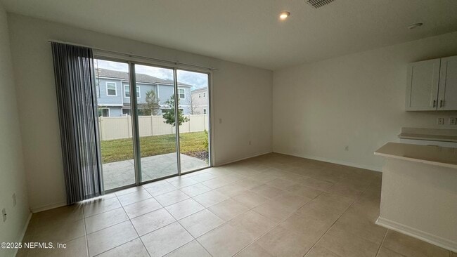 Building Photo - 296 Anthony Dr