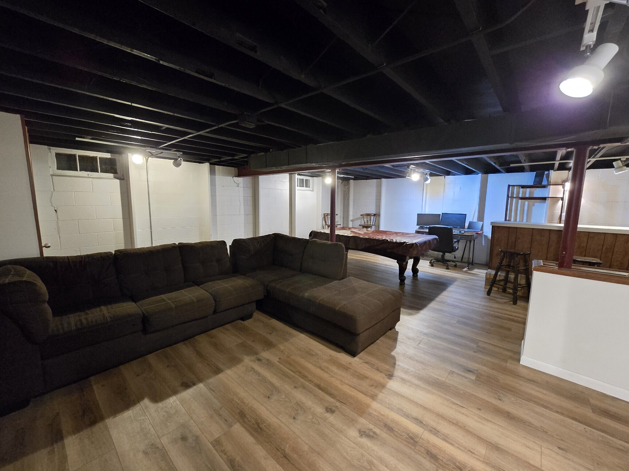 Building Photo - 3600 Goetz Dr