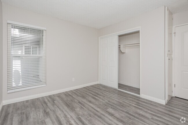 2BR, 1BA - 700SF - First Bedroom - 11037 E. Ferina St.