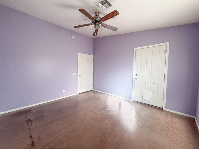 Building Photo - DUPLEX APARTMENT - RIMROCK/LAKE MONTEZUMA