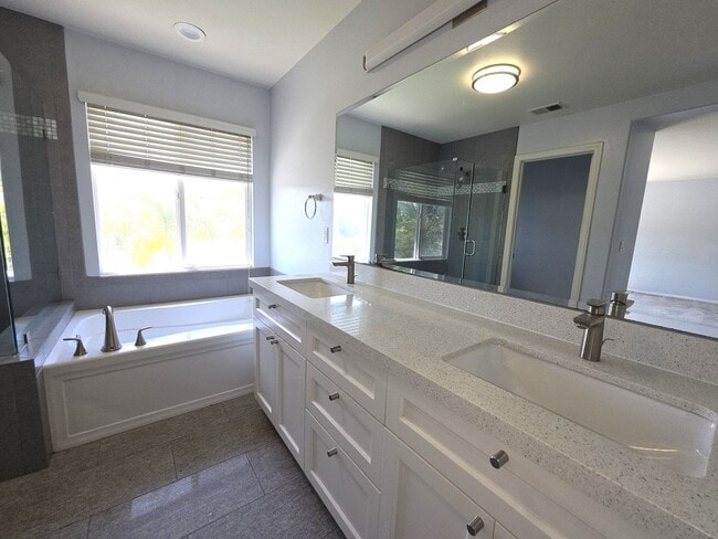 Building Photo - Gorgeous Upgraded Sabre Springs Home