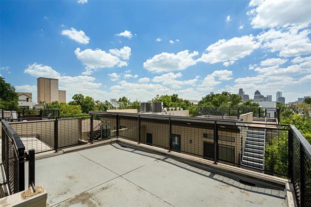 Building Photo - 4230 Munger Ave