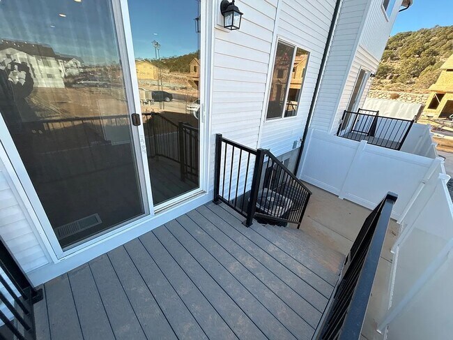 Building Photo - 2974 W Graham Lp