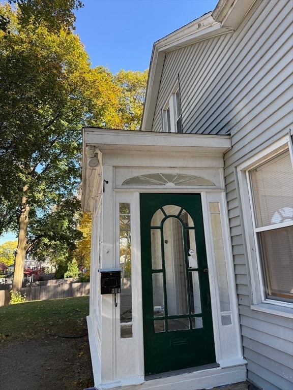 Building Photo - 314 Webster St