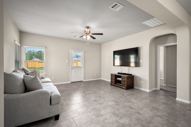 Building Photo - 26019 Babe Ruth Dr