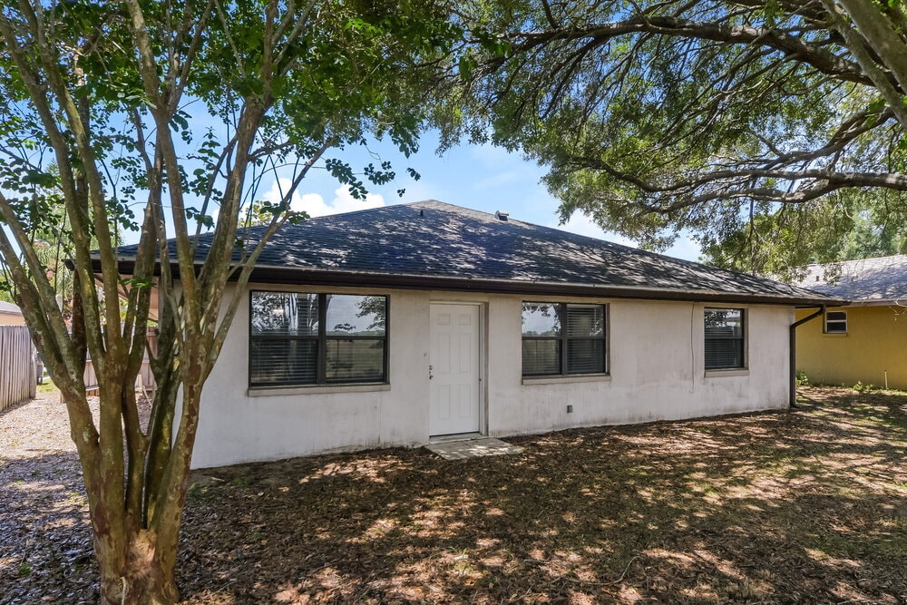 Building Photo - 104 Lake Daisy Terrace