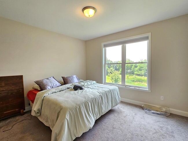 Building Photo - 50 Laurentide Ln