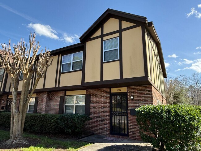 Primary Photo - 4812 Windrush Ln