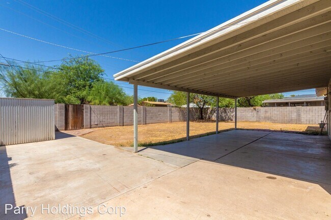 Building Photo - 3 br, 1 bath House - 2614 N 40th Drive