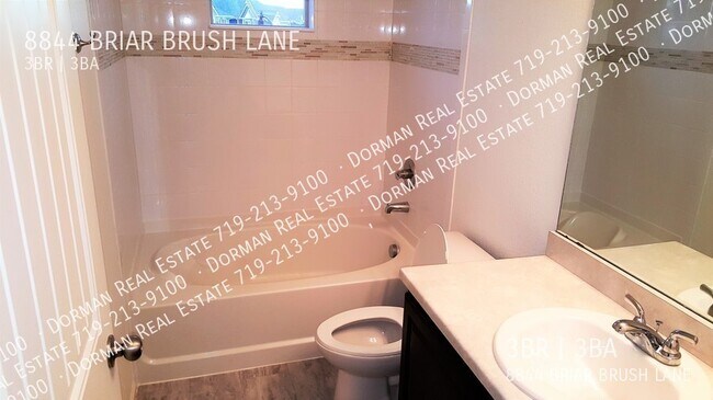 Building Photo - 8844 Briar Brush Ln