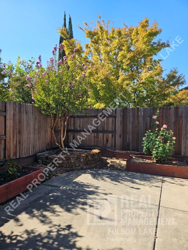 Building Photo - COMING SOON!!!  4bd 2ba home in Folsom