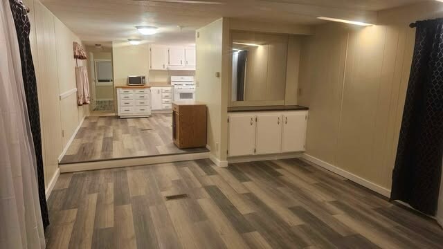 Building Photo - 55 Farrel St