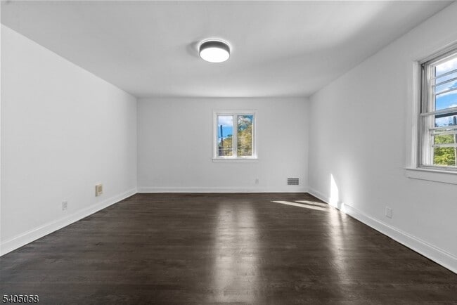 Building Photo - 514 Lafayette Ave