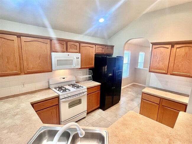 Building Photo - 2509 Elara Dr