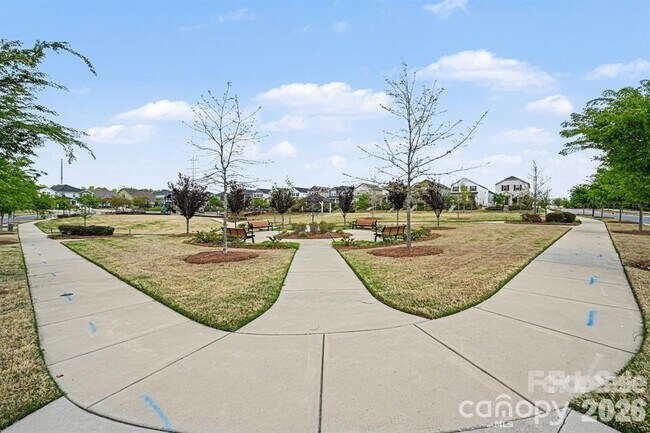 Building Photo - 11913 Silverheel Ln